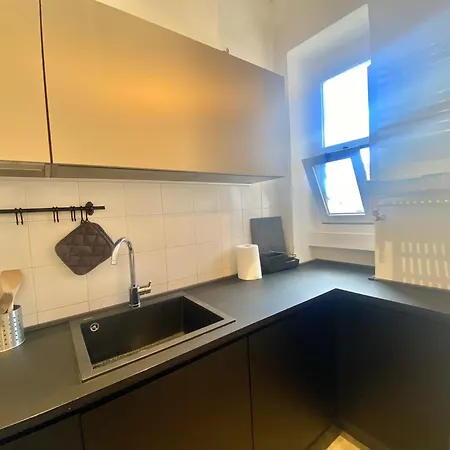Palma Home, Elegante E Spaziosa Nel Cuore Della Di Milano, Con Metropolitana M1 Gambara Apartamento Milão