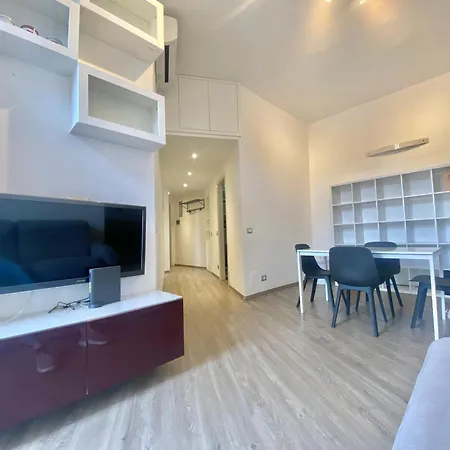 Apartamento Palma Home, Elegante E Spaziosa Nel Cuore Della Di Milano, Con Metropolitana M1 Gambara