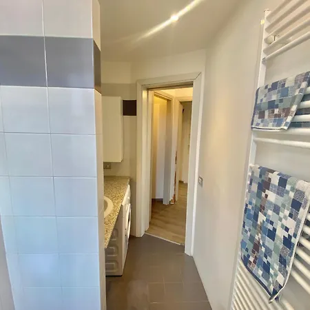 Apartamento Palma Home, Elegante E Spaziosa Nel Cuore Della Di Milano, Con Metropolitana M1 Gambara Milão