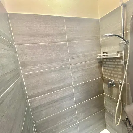 Apartamento Palma Home, Elegante E Spaziosa Nel Cuore Della Di Milano, Con Metropolitana M1 Gambara *