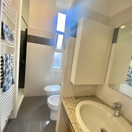 Apartamento Palma Home, Elegante E Spaziosa Nel Cuore Della Di Milano, Con Metropolitana M1 Gambara Milão