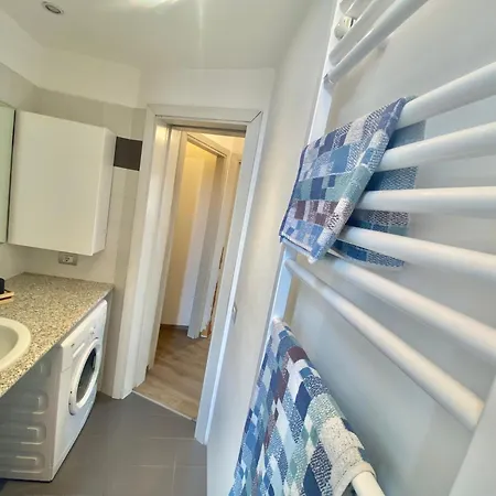 Palma Home, Elegante E Spaziosa Nel Cuore Della Di Milano, Con Metropolitana M1 Gambara Apartamento *